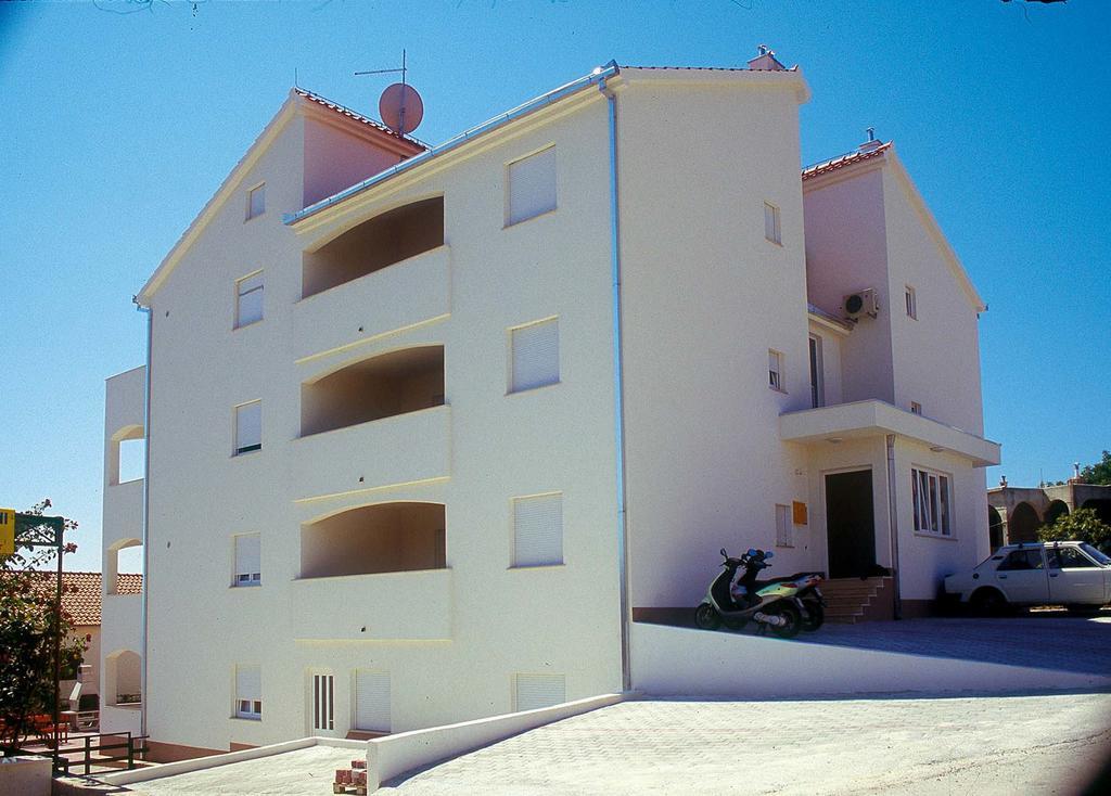 Apartment Villa Businci Τρογκίρ Εξωτερικό φωτογραφία